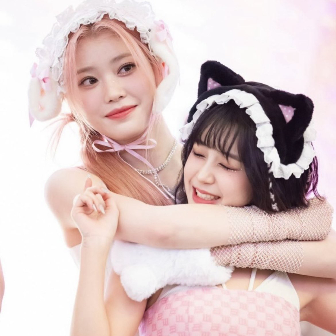 Recent activity shot of Xiao Ting (Kep1er)