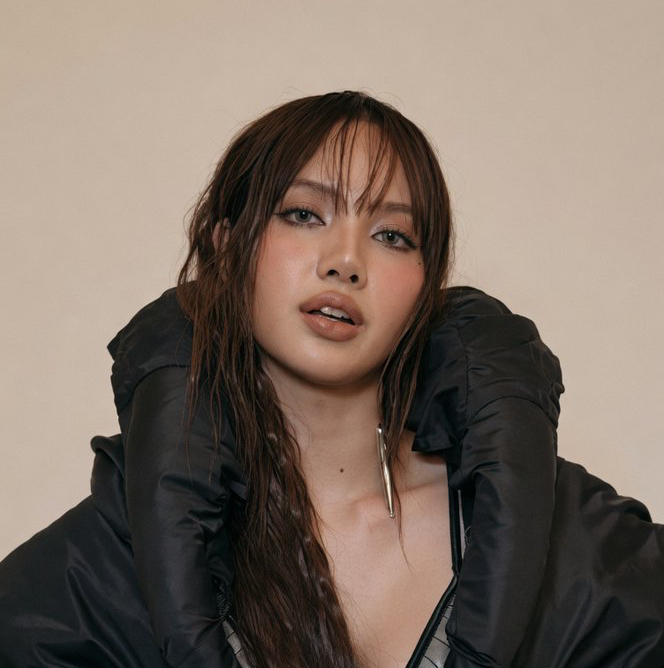 Foto terbaru Lisa (BLACKPINK)