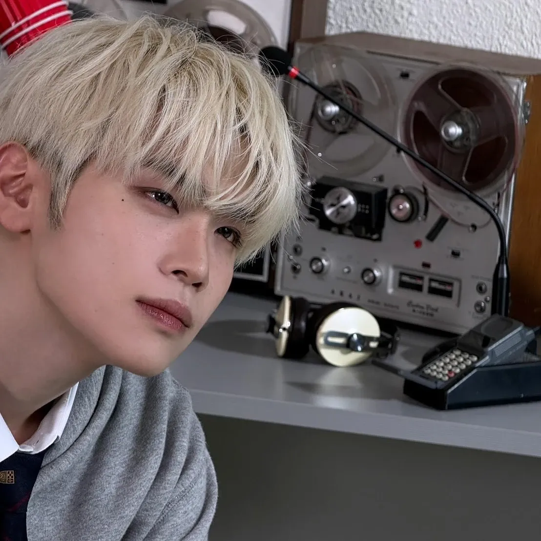 Recent activity shot of Kim Taerae (ZEROBASEONE)