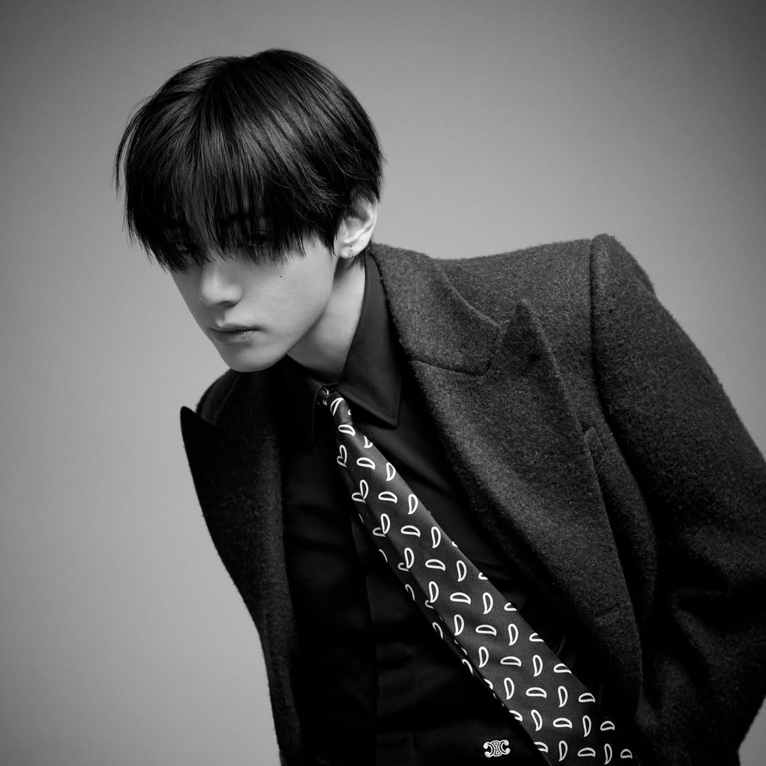 A moment captured by V (BTS)'s fan