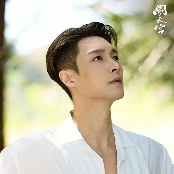 Popular profile picture of Lay (EXO) loved by fans