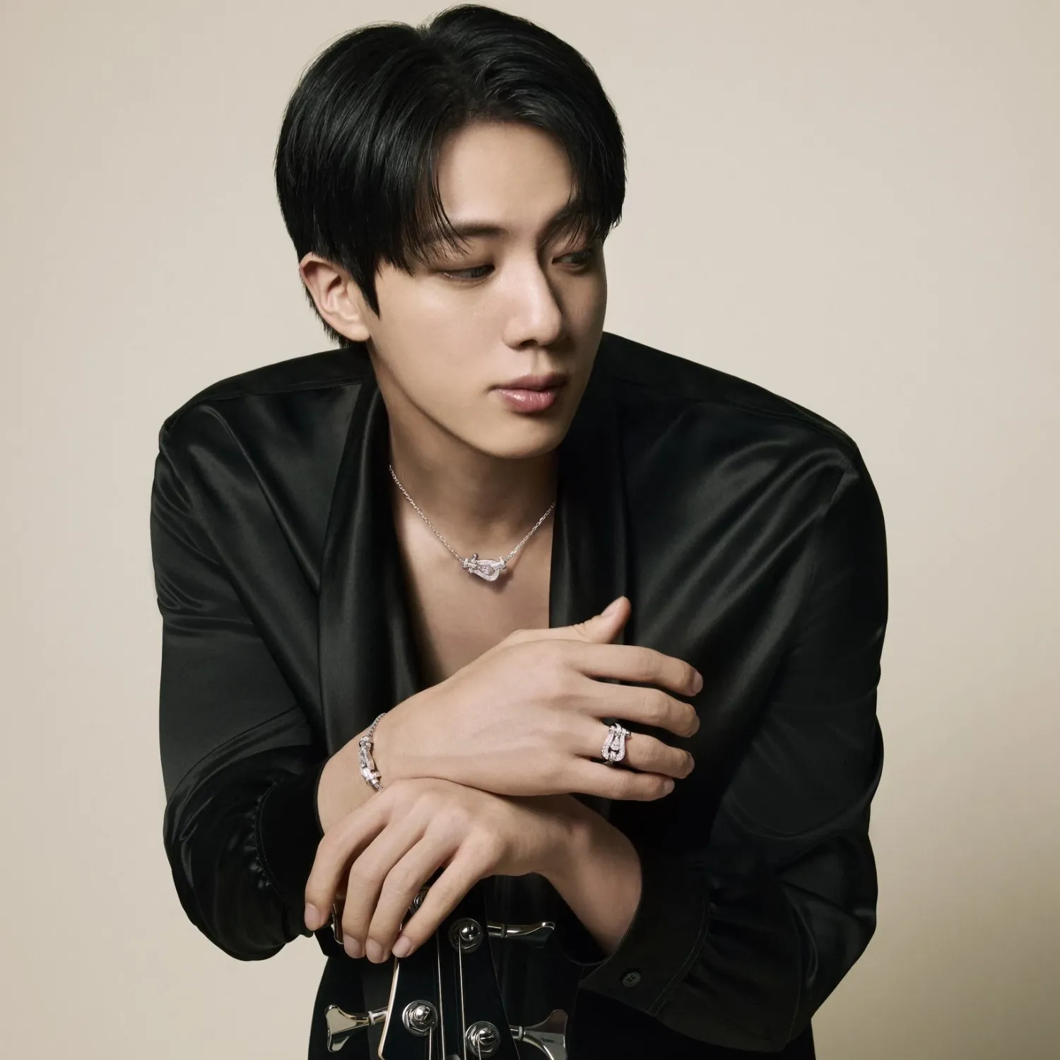 Momen yang diabadikan oleh penggemar Jin (BTS)