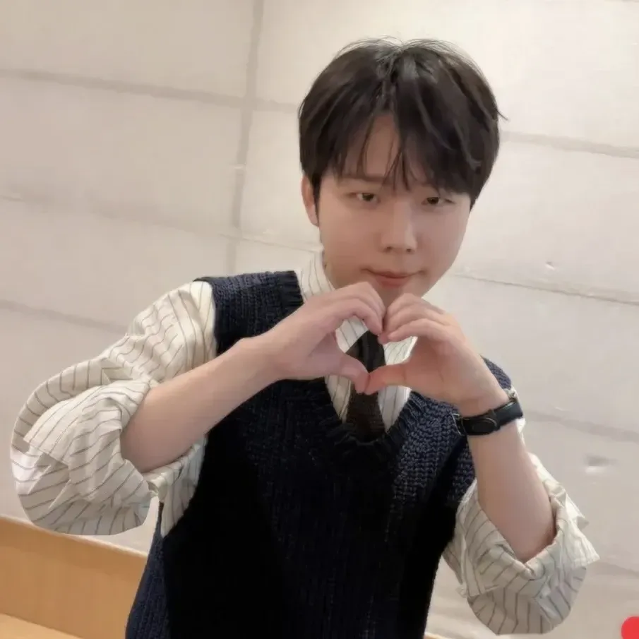 Recent activity shot of Jung Seunghwan