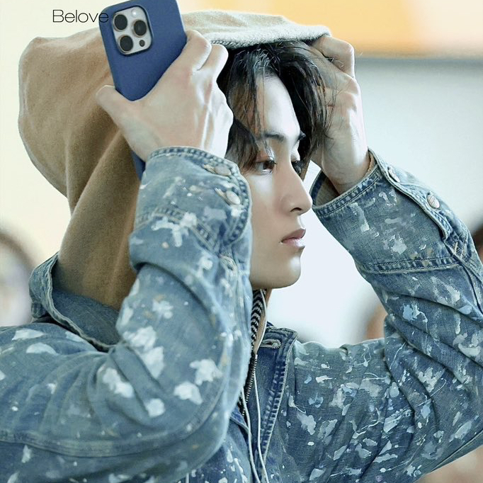 Behind-the-scenes cut of Mark (NCT 127, NCT DREAM)