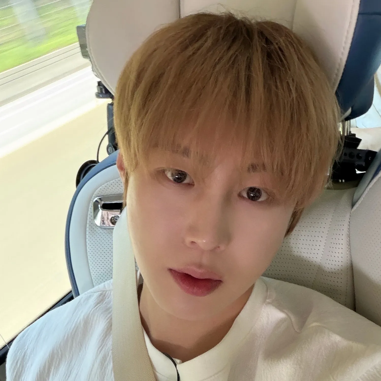 Latest photo of Ha Sungwoon