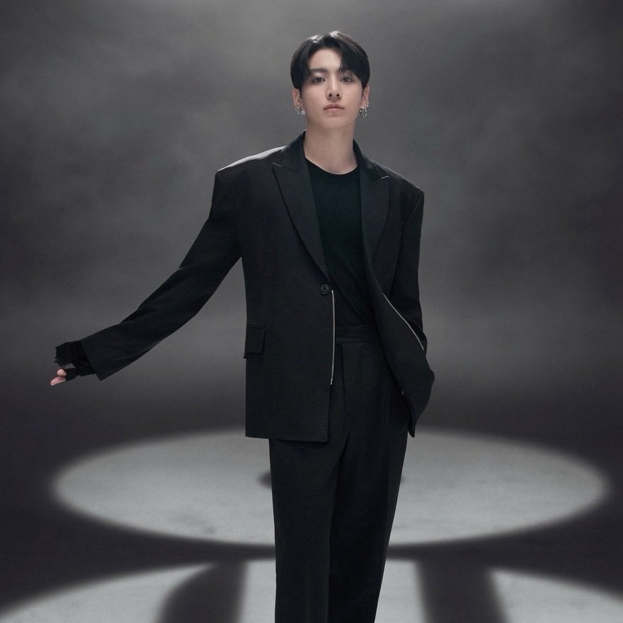 Momen yang diabadikan oleh penggemar Jungkook (BTS)