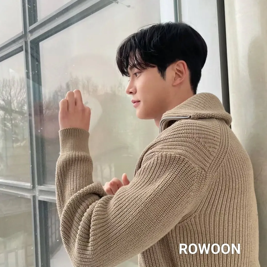 로운의 최신 사진