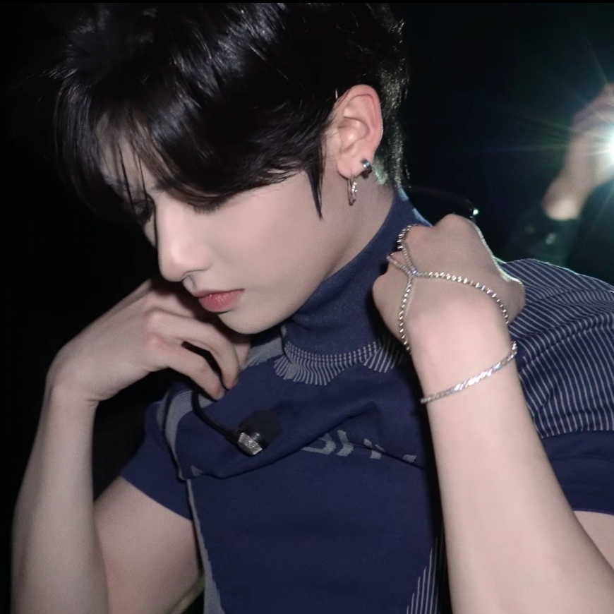 Recent activity shot of Ricky (ZEROBASEONE)