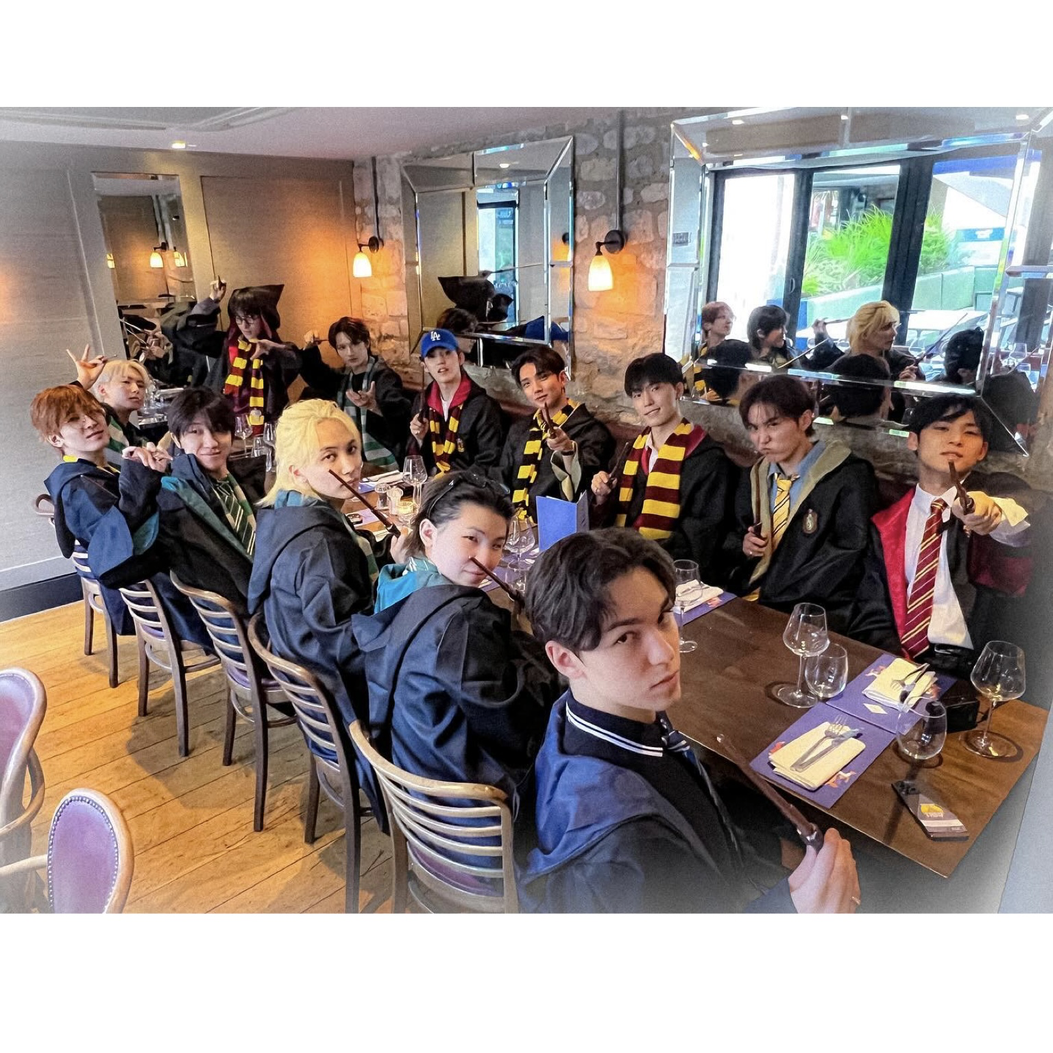 Momen yang diabadikan oleh penggemar SEVENTEEN