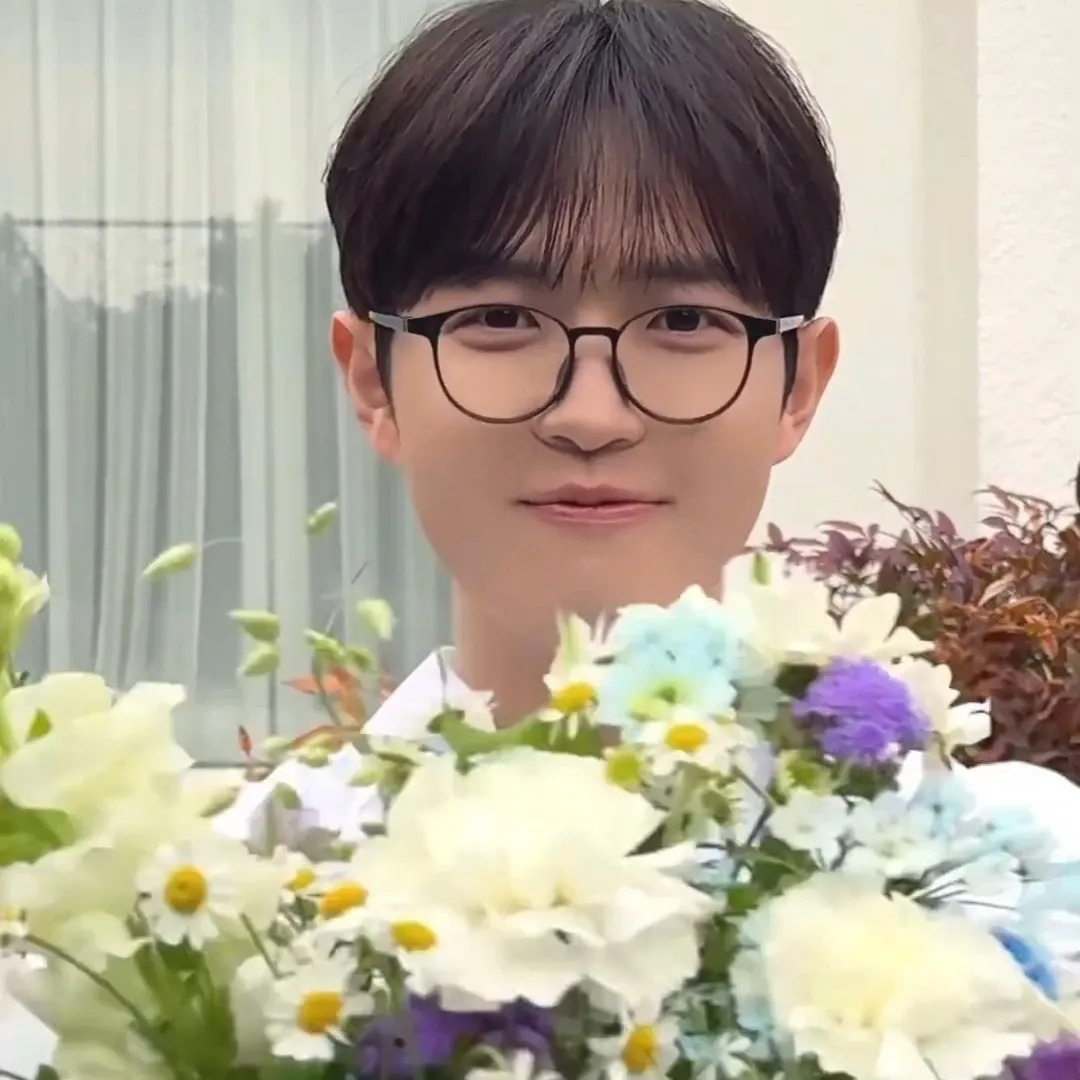Latest photo of Kim Jaehwan