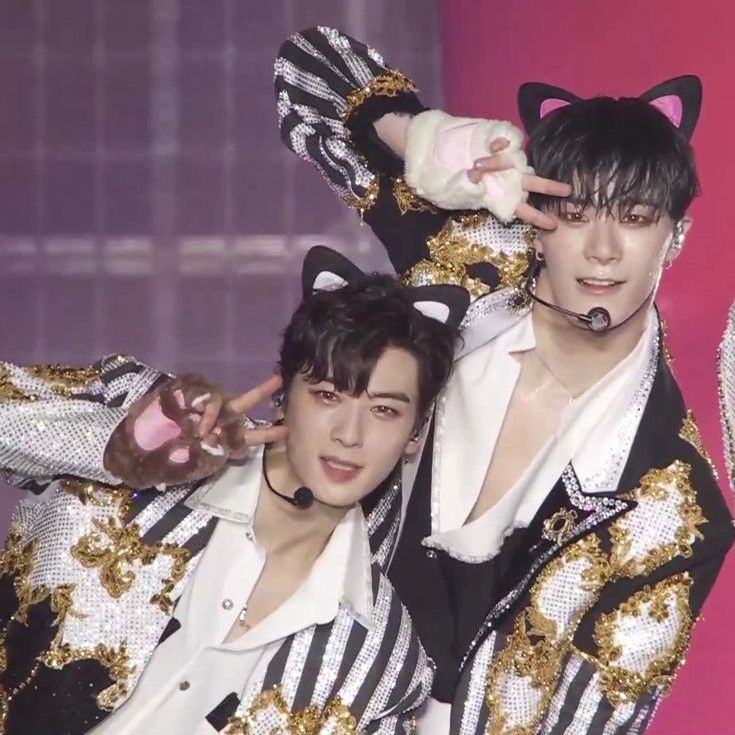 Behind-the-scenes cut of Moonbin (ASTRO)