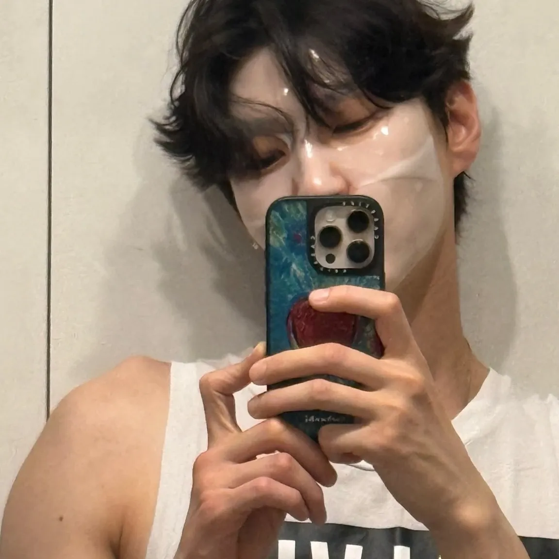 Behind-the-scenes cut of LEO (VIXX)