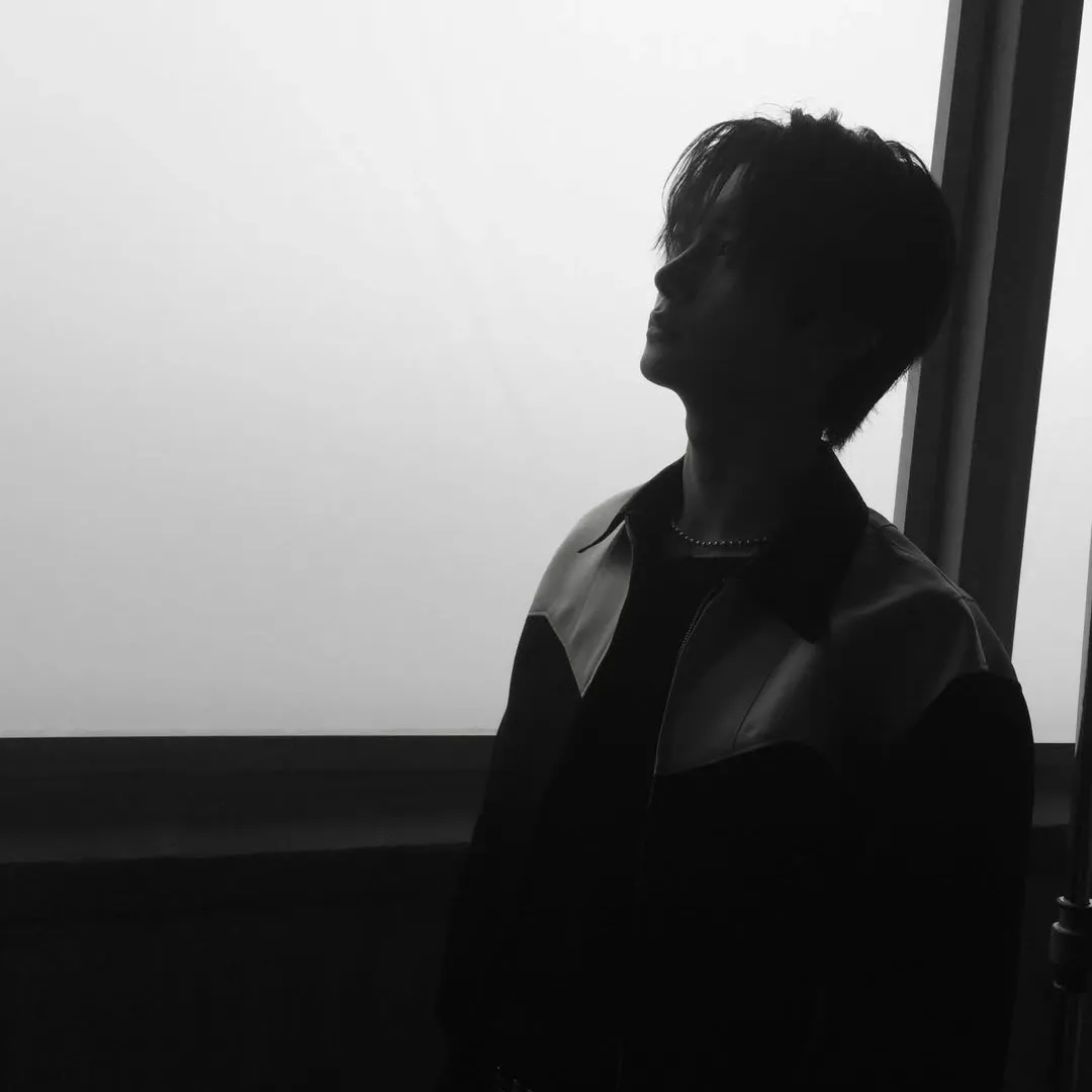 A moment captured by Zhou Anxin (ALPHA DRIVE ONE)'s fan