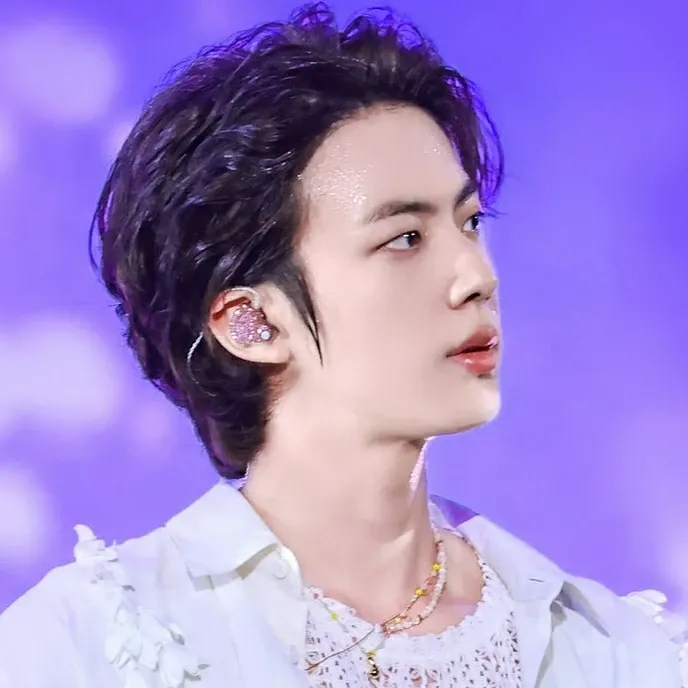 Foto terbaru Jin (BTS)