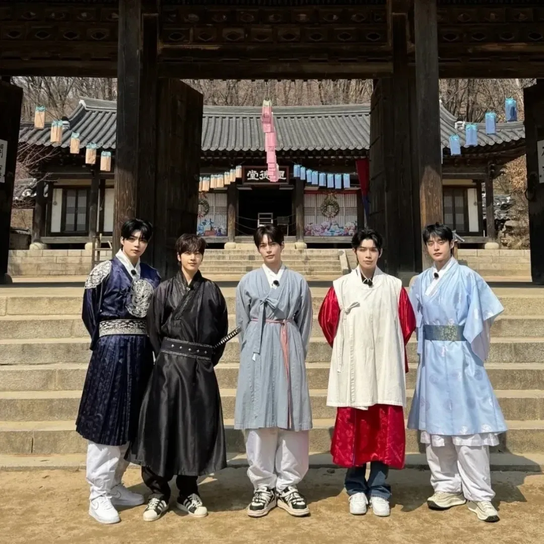 Recent activity shot of ZEROBASEONE