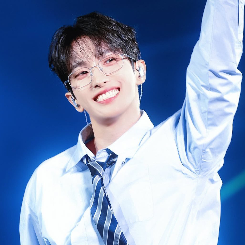 Latest photo of DK (SEVENTEEN)