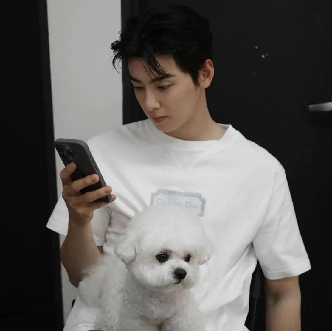Recent activity shot of Eunwoo (ASTRO)