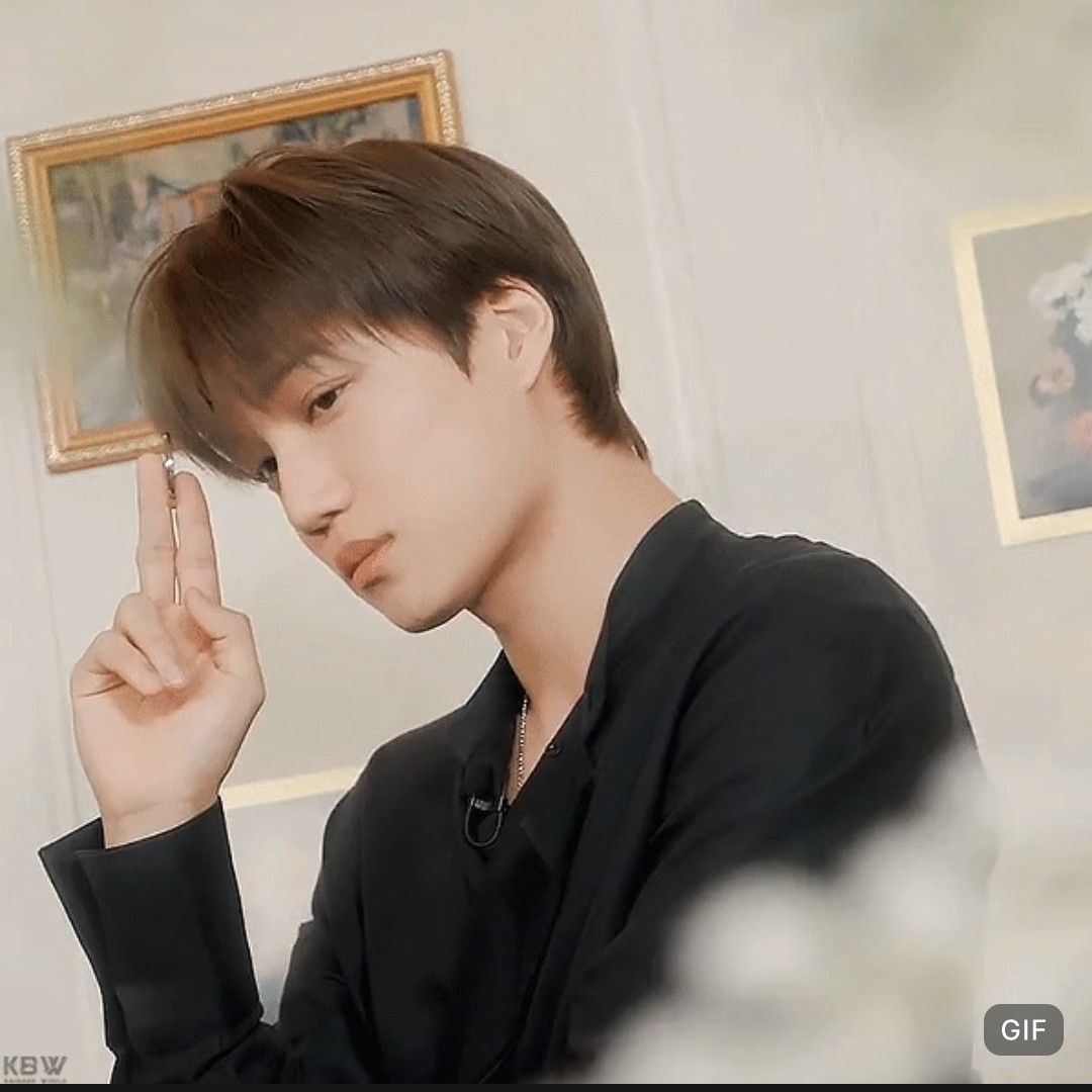 Kai (EXO)的最新照片