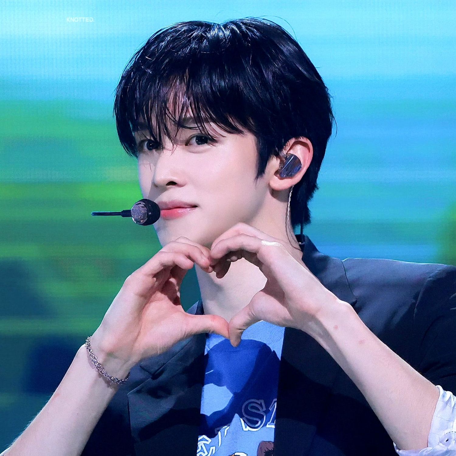 Recent activity shot of Sungchan (RIIZE)