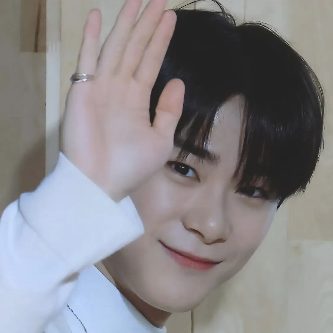 Latest photo of Moonbin (ASTRO)