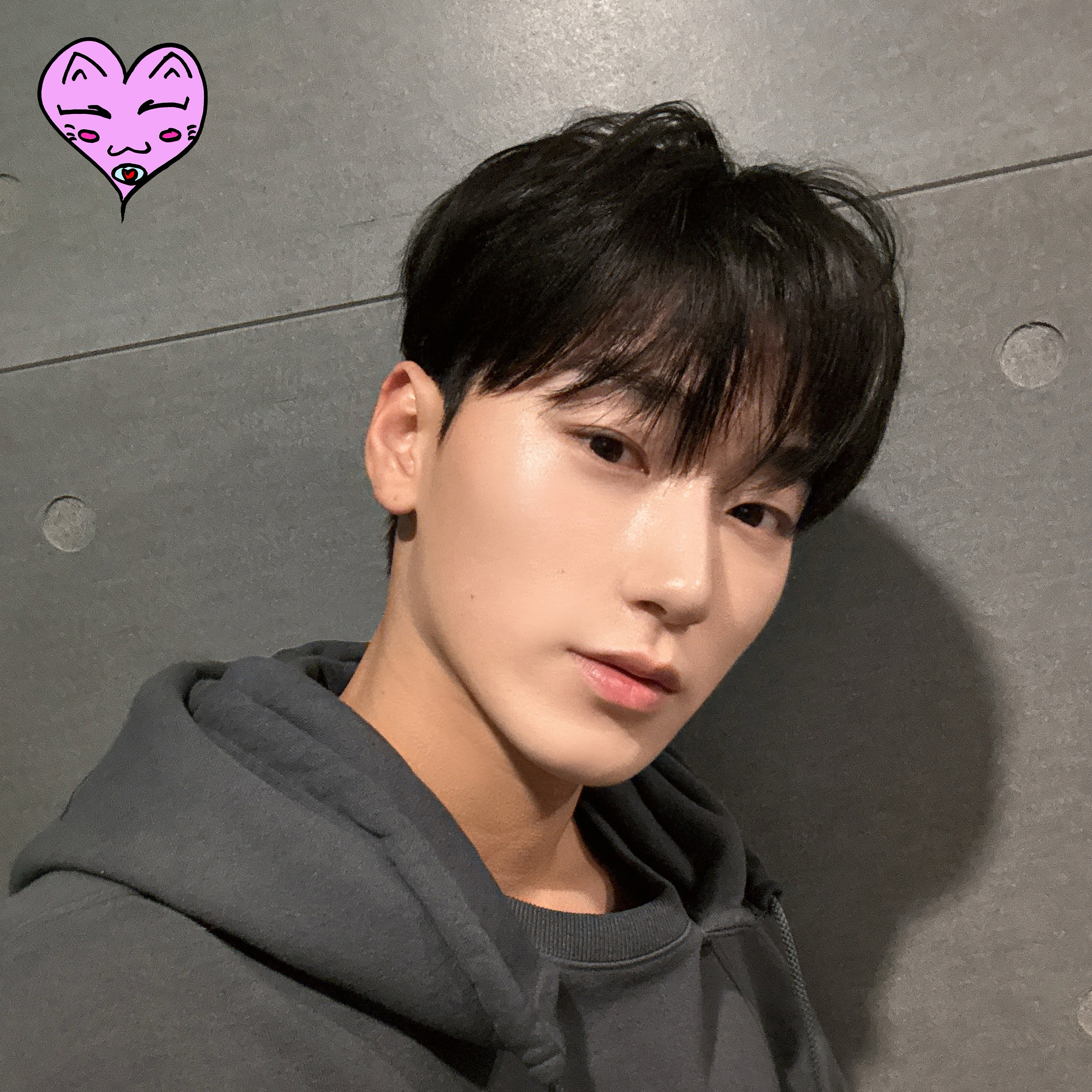 チェ・サン (ATEEZ)の舞台裏ショット