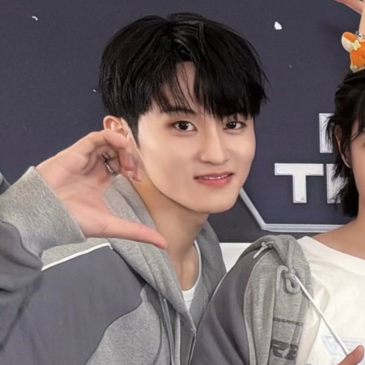 Recent activity shot of Mark (NCT 127, NCT DREAM)