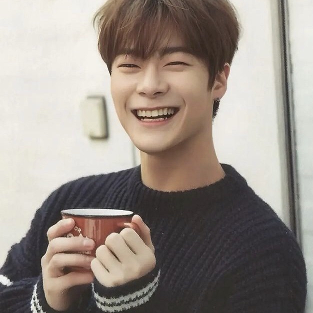 A moment captured by Moonbin (ASTRO)'s fan