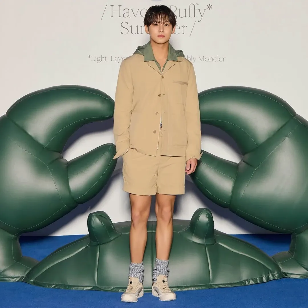 Latest photo of Mingyu (SEVENTEEN)