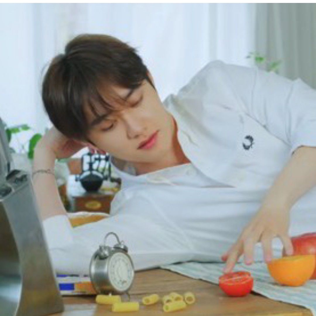 Latest photo of D.O. (EXO)