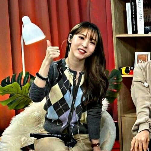 Recent activity shot of MAMAMOO