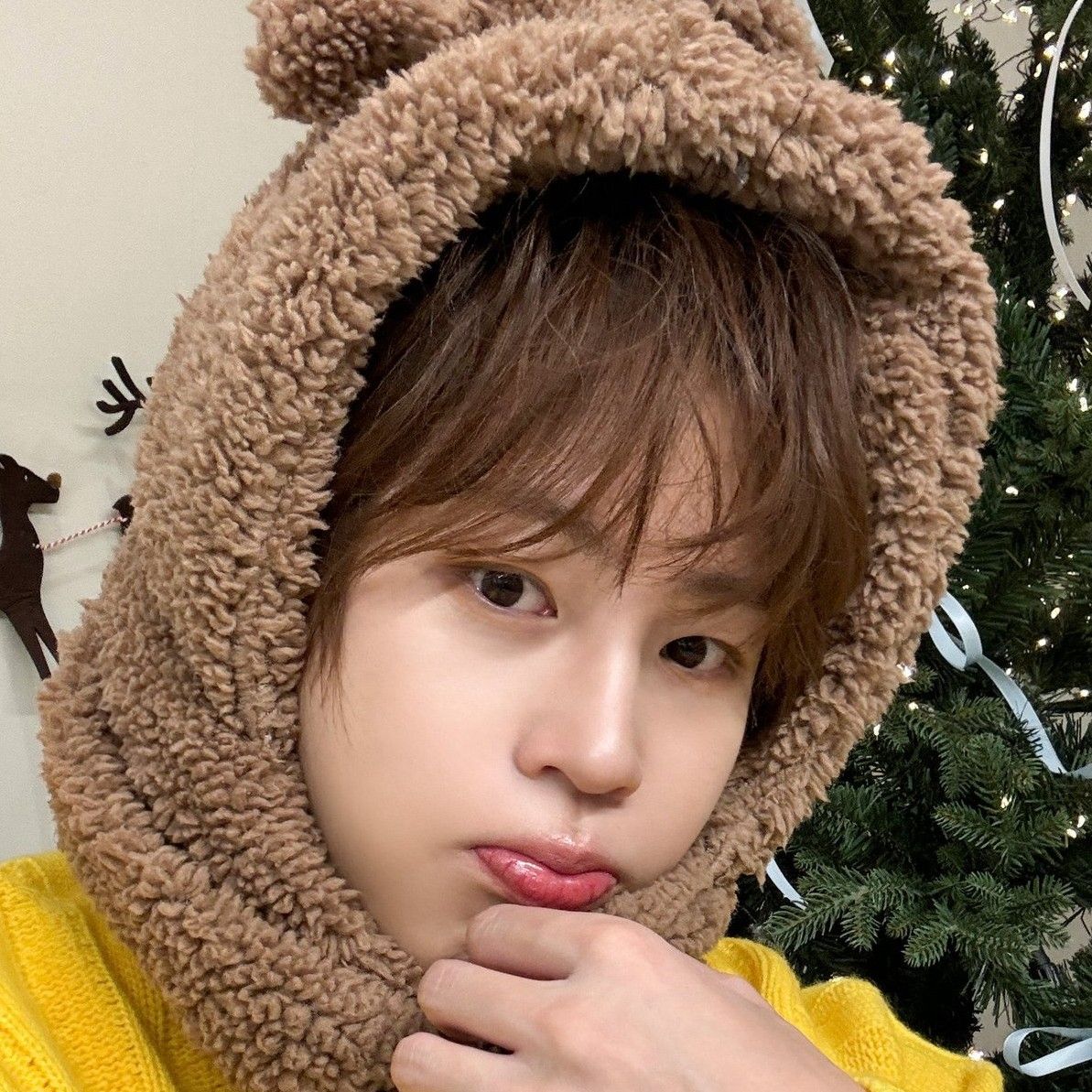 A moment captured by Ha Sungwoon's fan