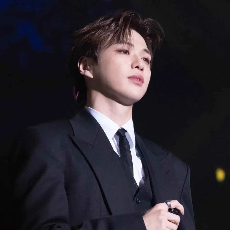 강다니엘 최근 활동샷