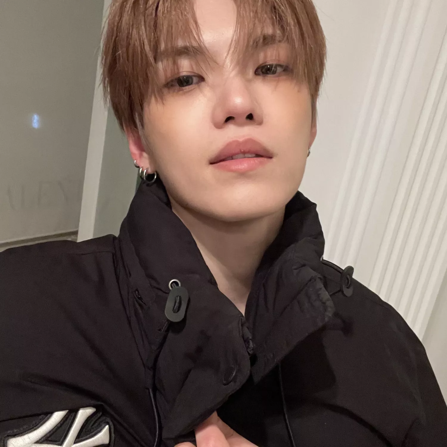 Latest photo of Gyehyeon (VERIVERY)