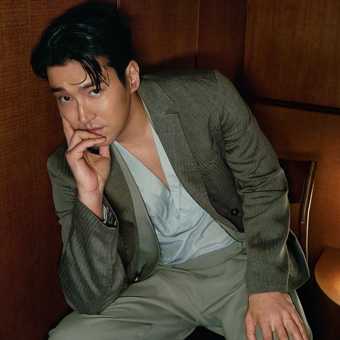 Latest photo of Siwon (Super Junior)