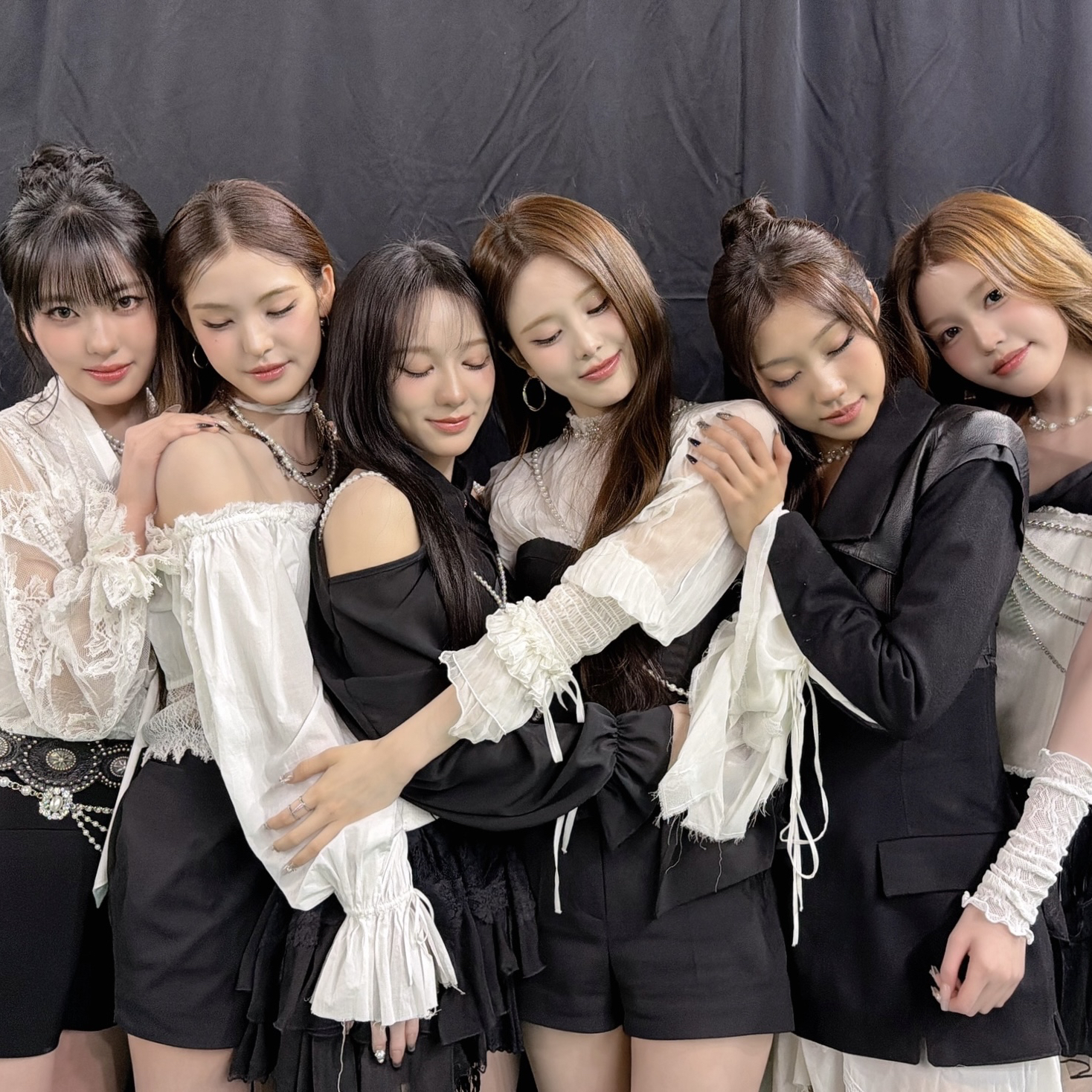 A moment captured by izna's fan