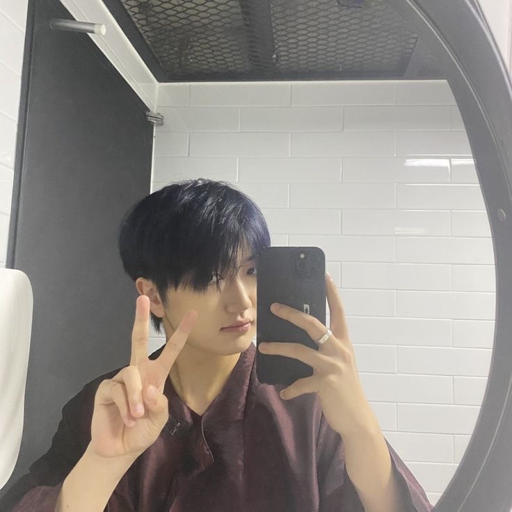 Behind-the-scenes cut of Hanyu (BOY STORY)