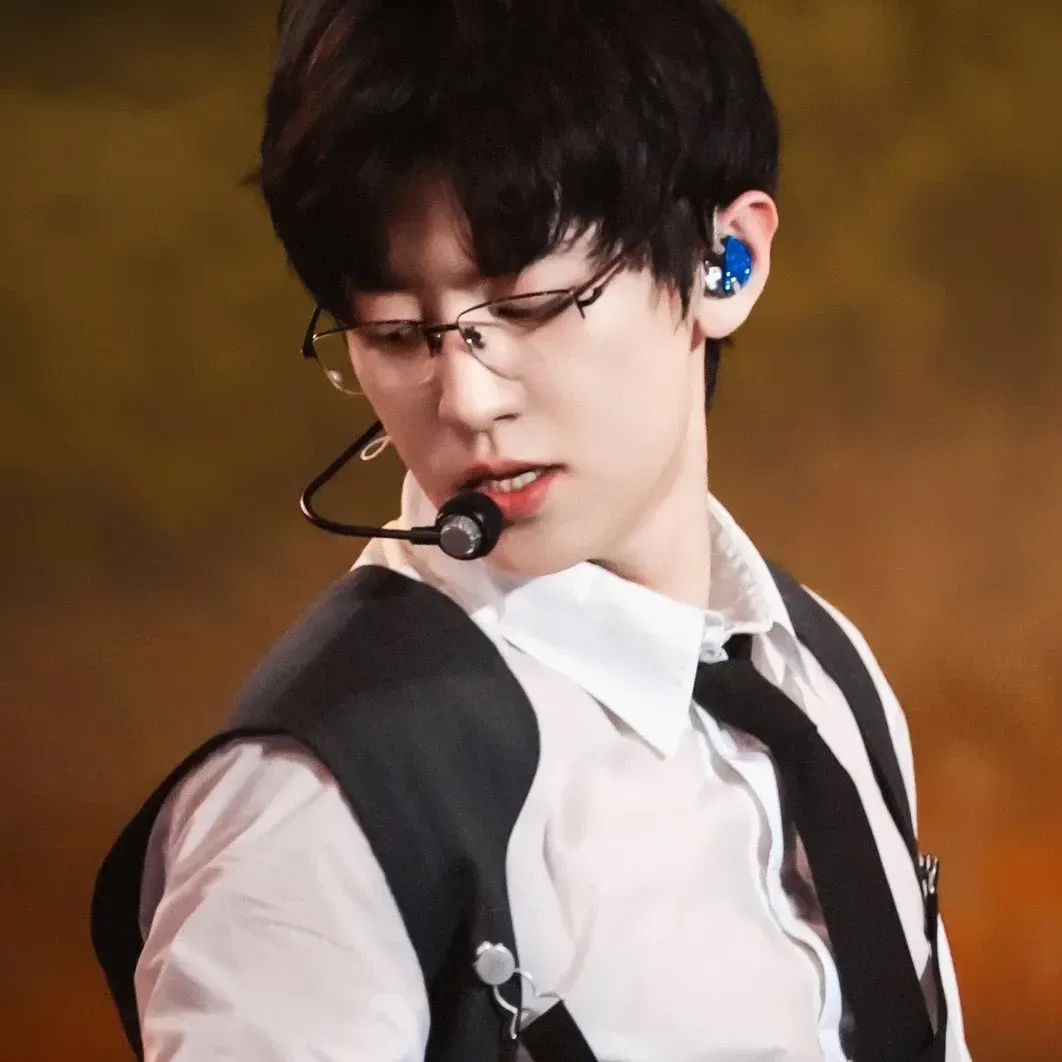 찬열 (EXO)의 최신 사진
