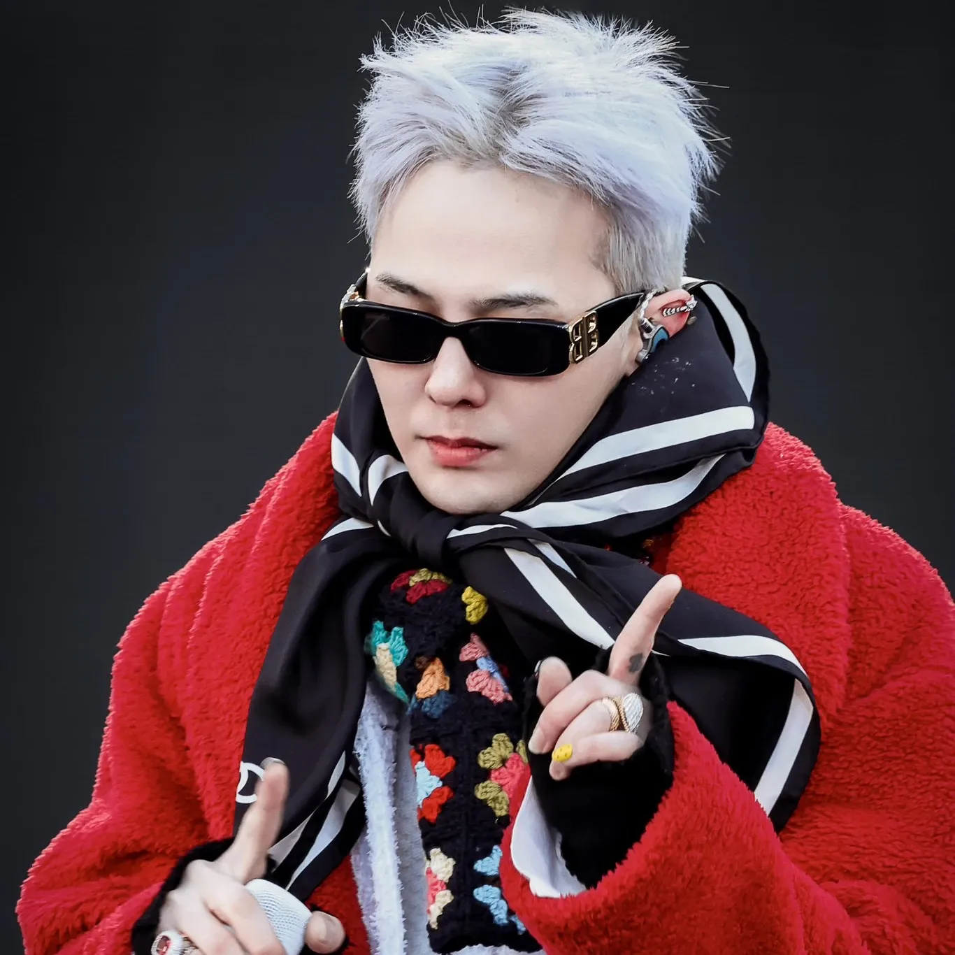 Recent activity shot of G-DRAGON (BIGBANG)