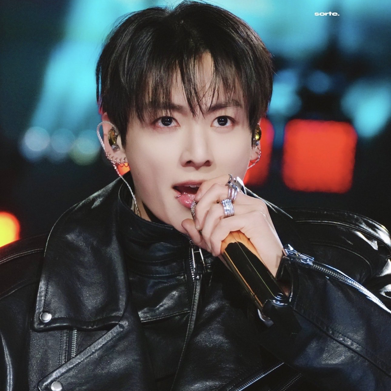 Momen yang diabadikan oleh penggemar Jungkook (BTS)