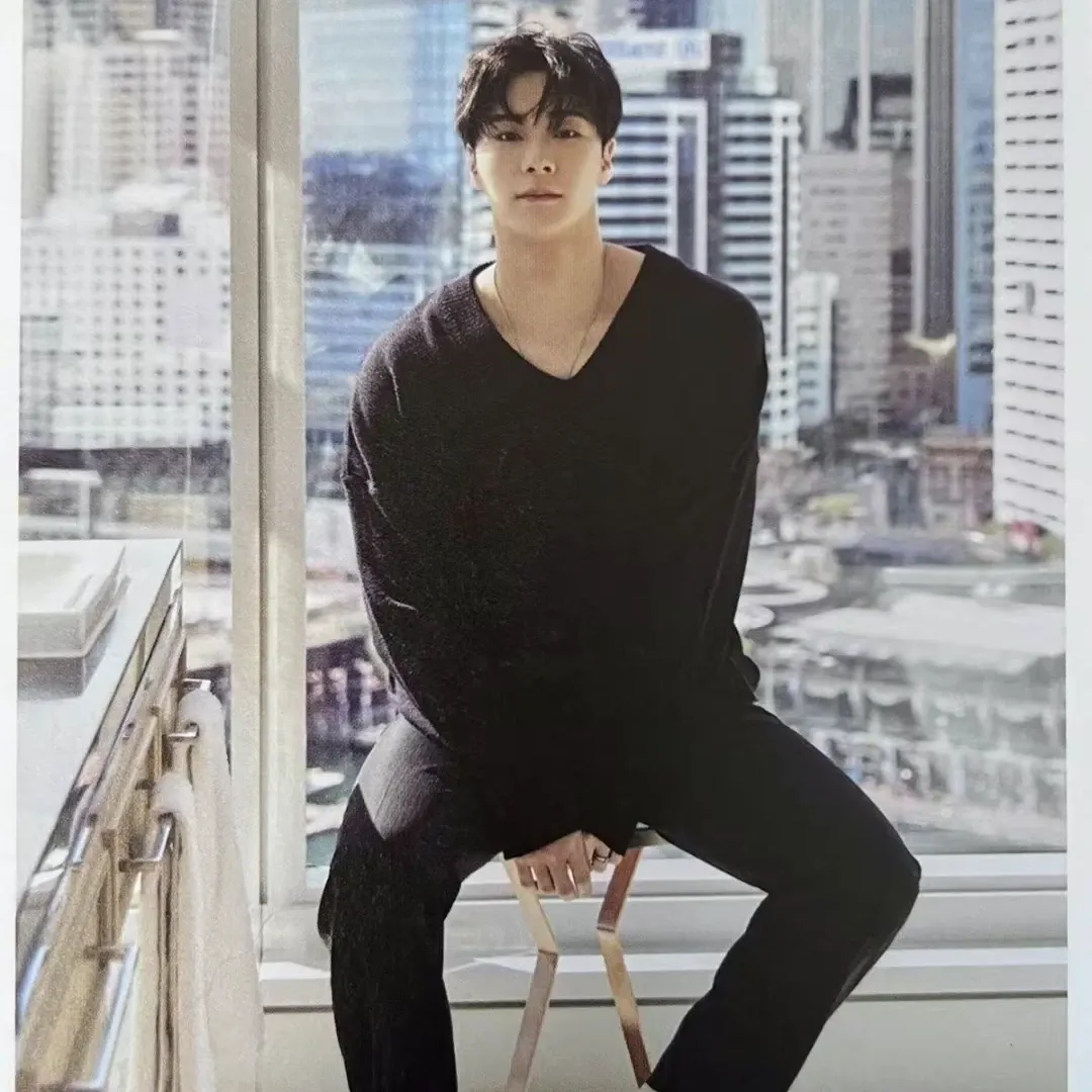 A moment captured by Moonbin (ASTRO)'s fan