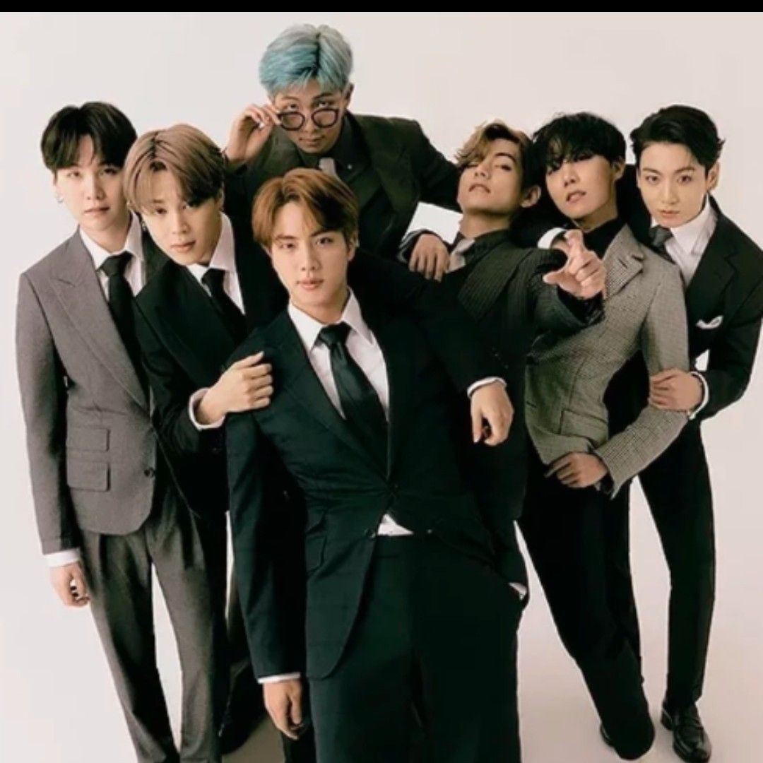 Hot post catching attention from 방탄소년단's fandom