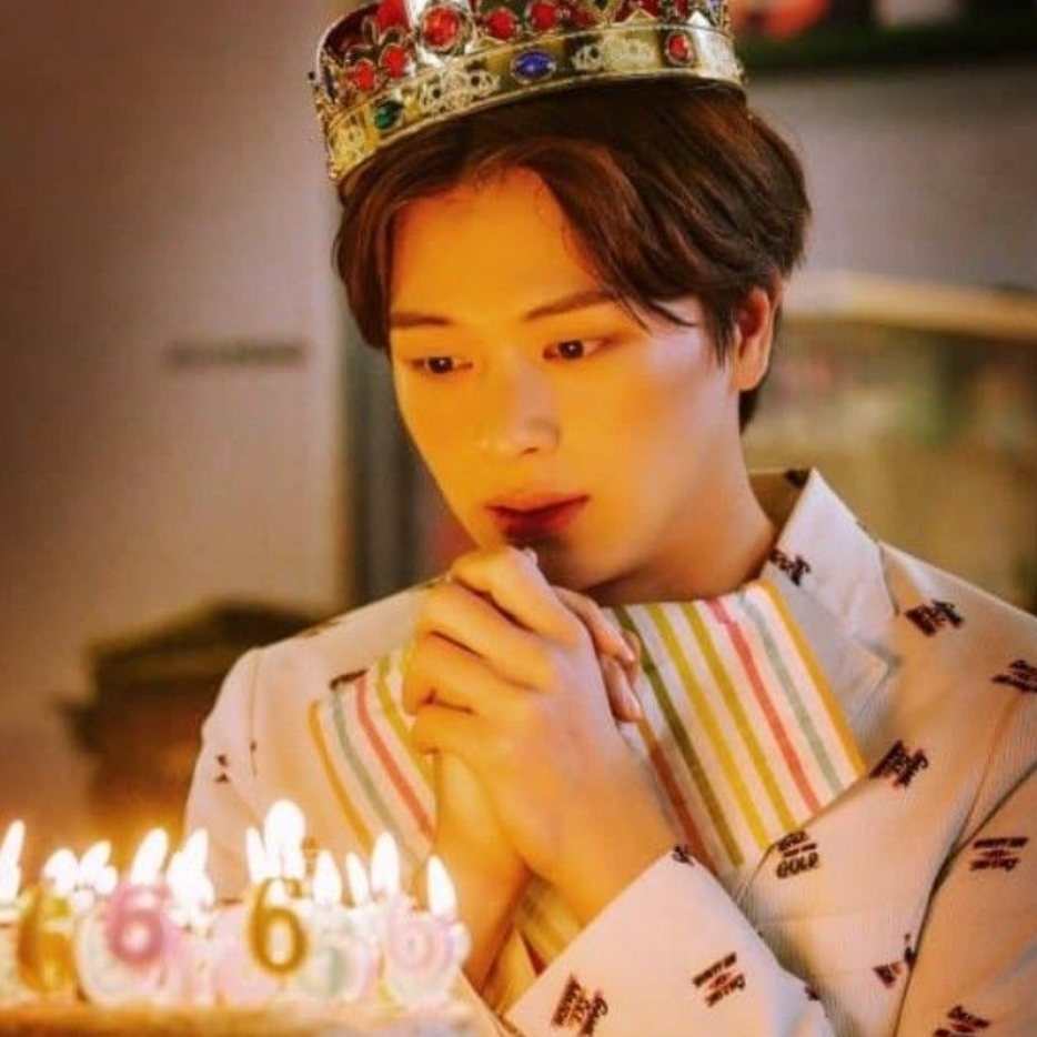 Behind-the-scenes cut of Yook Sungjae (BTOB)