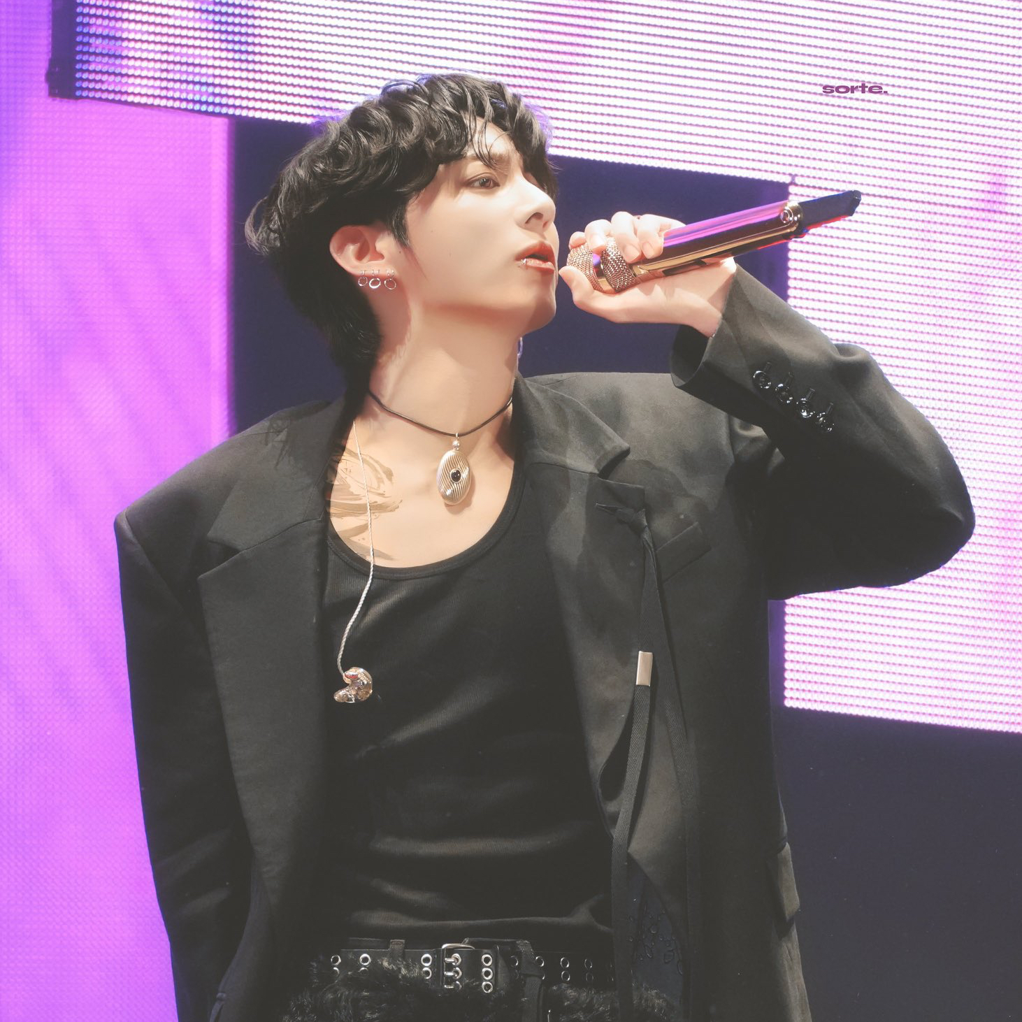 정국 (방탄소년단)의 최신 사진