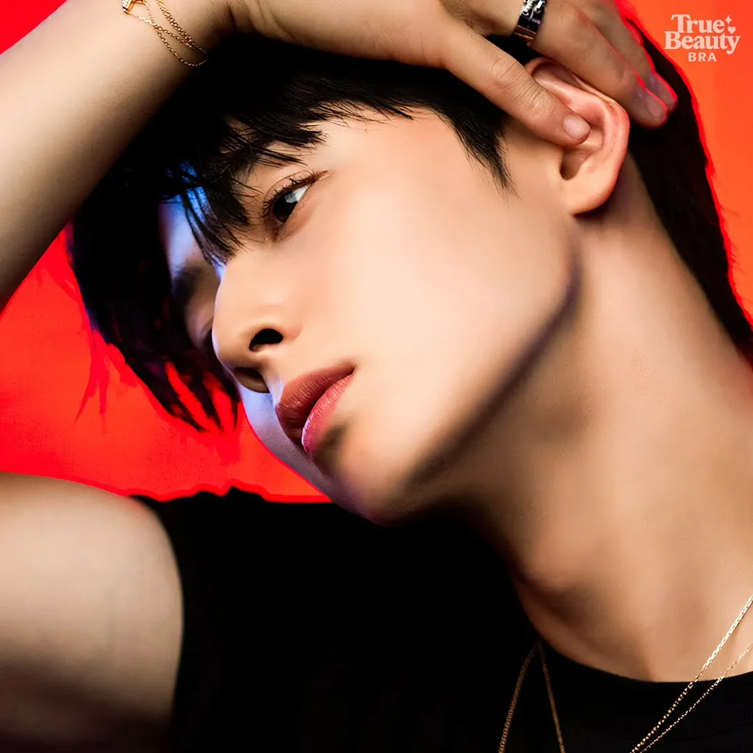 ASTROの最新写真