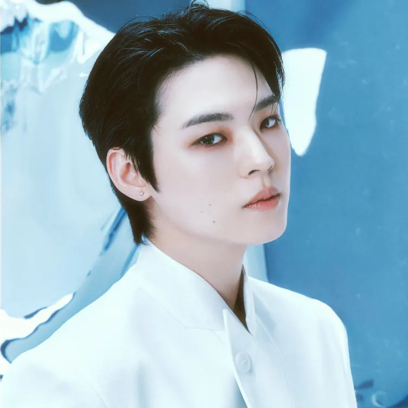Recent activity shot of Hyojin (ONF)