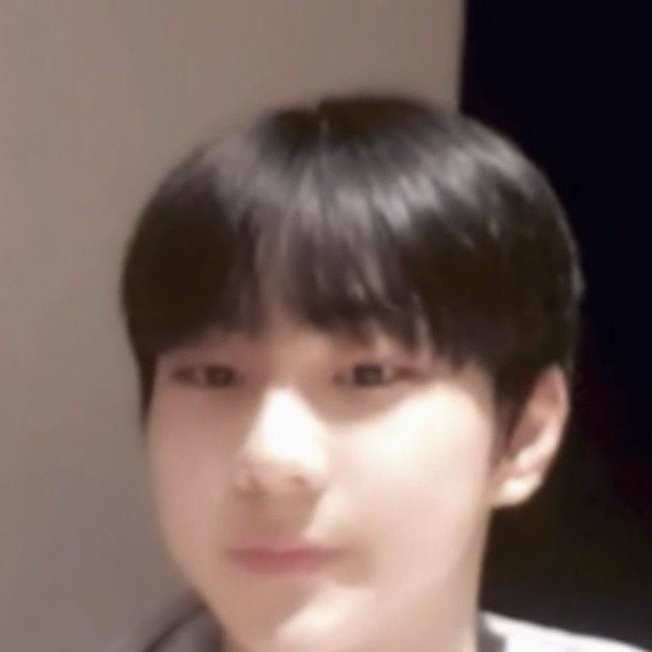 정원 (ENHYPEN)의 비하인드 컷