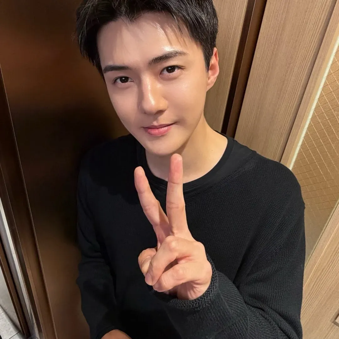 세훈 (EXO)의 최신 사진
