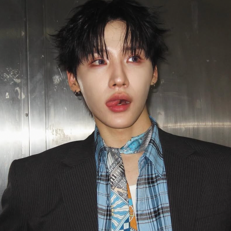 Latest photo of Jeon Woong (AB6IX)