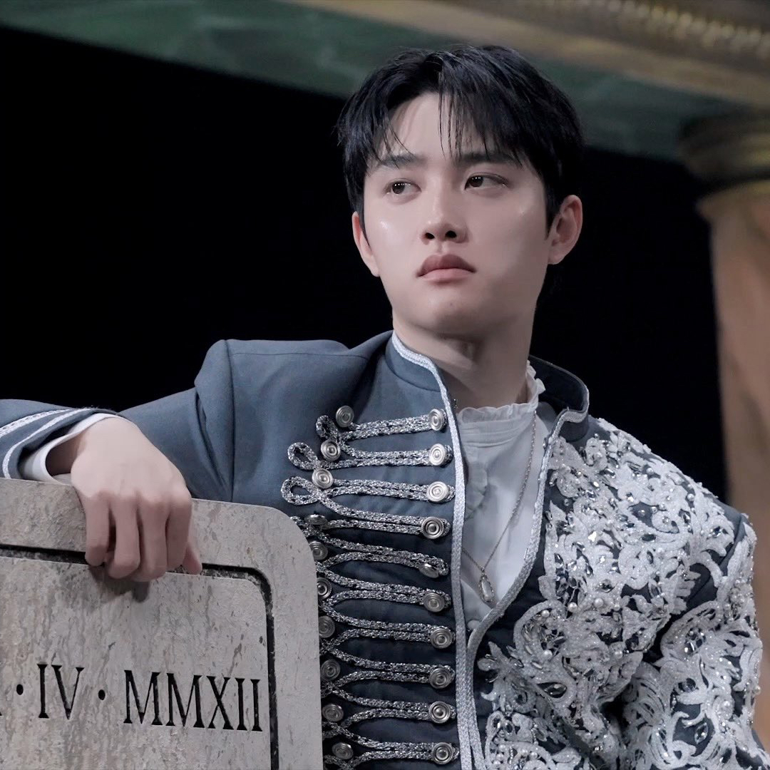 Foto aktivitas terbaru D.O. (EXO)