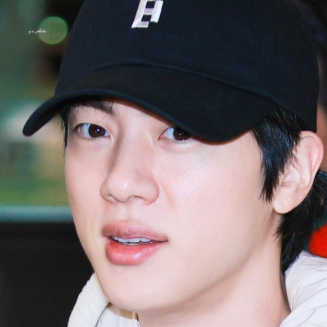 Foto terbaru Jin (BTS)